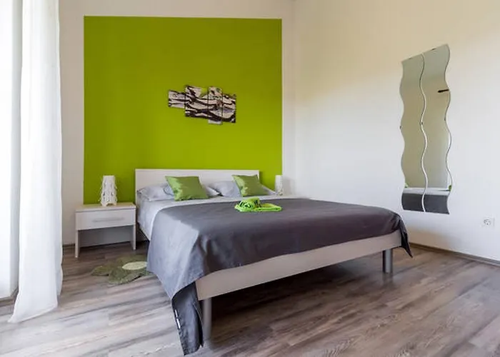 Apartment Green Oasis *